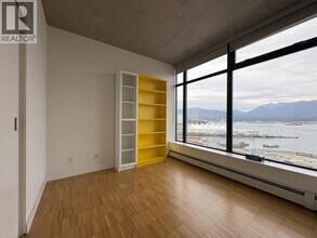 128 W Cordova St in Vancouver, BC - Building Photo - Building Photo