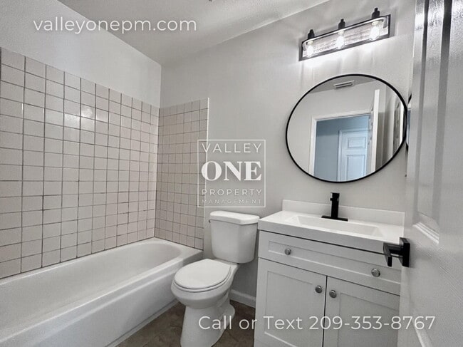 property at 808 Tassajara Ct