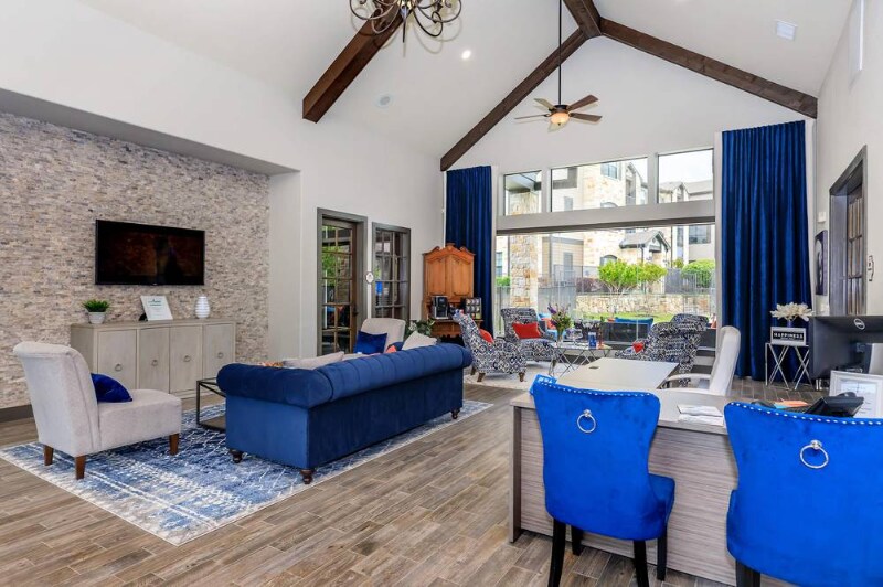 22870 Hwy 105 W-Unit -4832A in Montgomery, TX - Building Photo