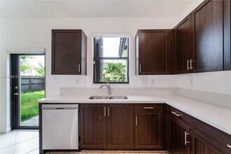 22938 SW 128th Pl in Goulds, FL - Building Photo - Building Photo