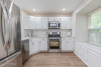 41 Heron Ct in Englishtown, NJ - Building Photo - Building Photo