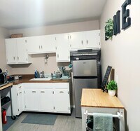 9500 N Green Bay Rd, Unit 304 photo'