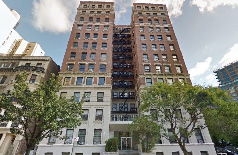 Stanley Court Apartments in New York, NY - Building Photo