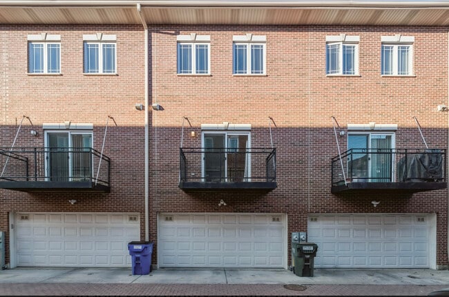 3505 S Parnell Ave in Chicago, IL - Building Photo - Building Photo