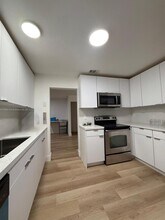 2207 SW 22nd St in Miami, FL - Building Photo - Building Photo