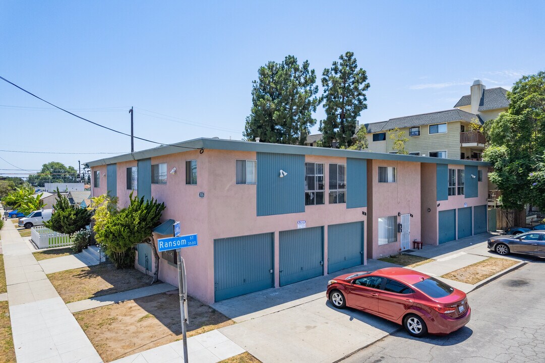 3516 E Ransom St in Long Beach, CA - Building Photo