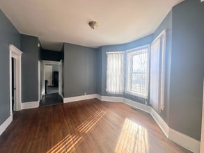 10921 S Wabash Ave, Unit 1 in Chicago, IL - Building Photo - Building Photo