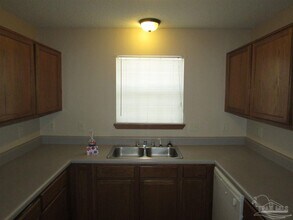 7135 Pearson Rd in Pensacola, FL - Building Photo - Building Photo