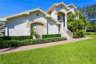 5636 Whisperwood Blvd in Naples, FL - Building Photo - Building Photo