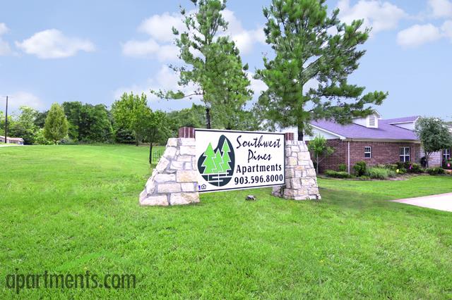 Southwest Pines in Tyler, TX - Building Photo - Building Photo
