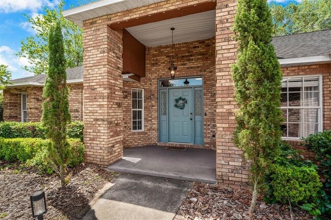 property at 10421 Mesa Ln