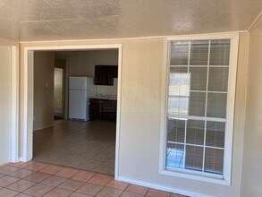 1002 Yorktown St in Killeen, TX - Building Photo - Building Photo