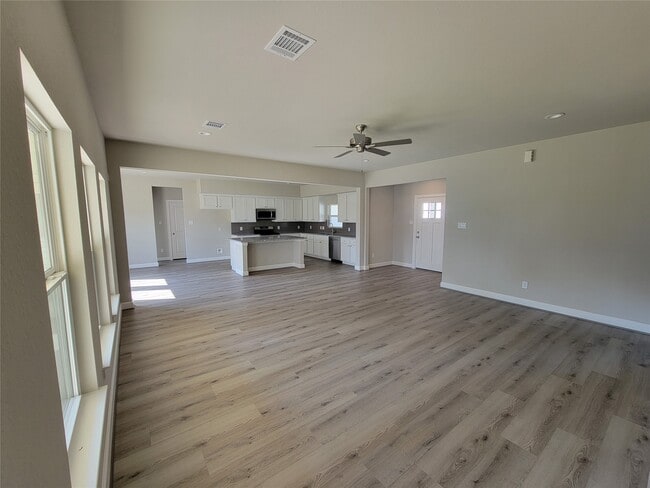 1620 La Delle St in Wharton, TX - Building Photo - Building Photo