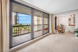 4551 Gulf Shore Blvd N in Naples, FL - Building Photo - Building Photo