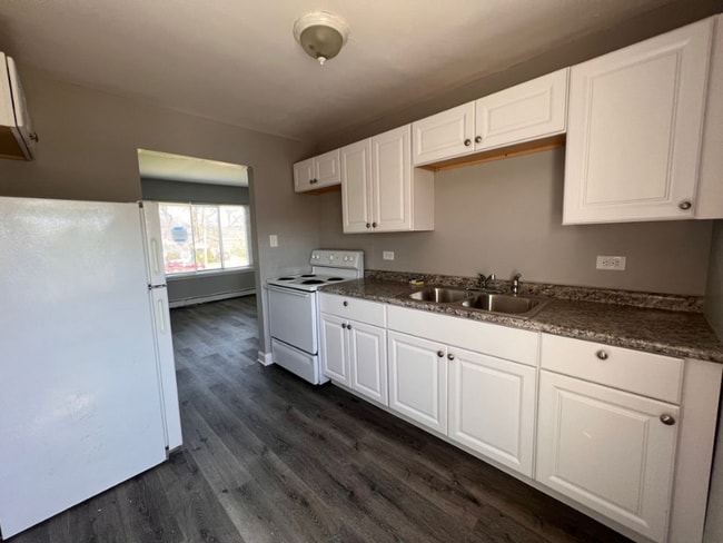 2109-2123 W 119th St