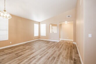 1736 Shadow Bay Ct in North Las Vegas, NV - Building Photo - Building Photo