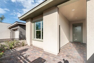 446 Point Sur Ave in Las Vegas, NV - Building Photo - Building Photo