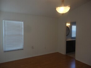 11802 Lark Song Loop in Riverview, FL - Building Photo - Building Photo