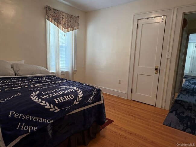 property at 8 Marshall Rd