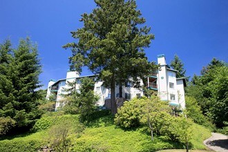 9200 Redmond Place in Redmond, WA - Building Photo - Building Photo