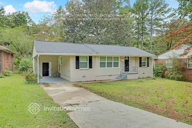 property at 2284 Headland Dr