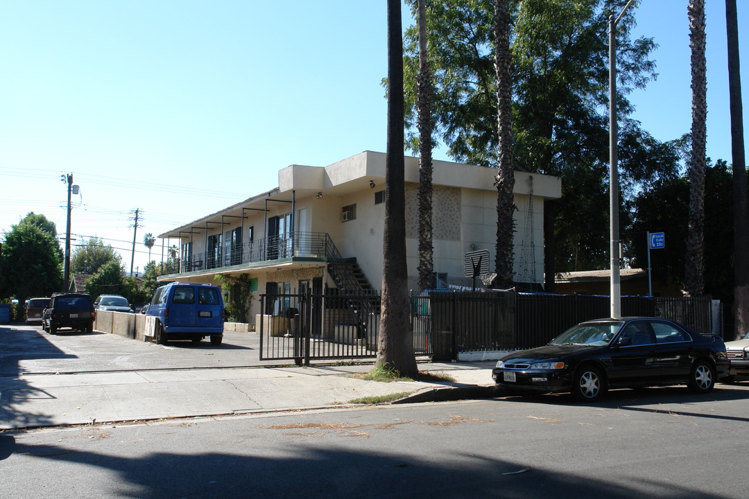 14716 Erwin St in Van Nuys, CA - Building Photo