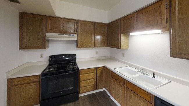 445 W Van Buren St in Colorado Springs, CO - Building Photo - Building Photo