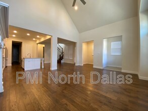 6909 Royal View Dr in McKinney, TX - Building Photo - Building Photo