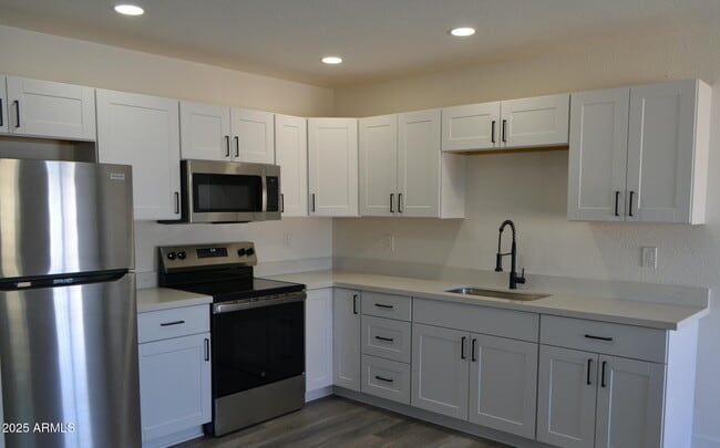 44 N Mountain Rd in Apache Junction, AZ - Building Photo - Building Photo