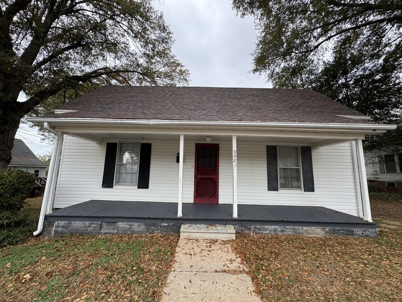 292 Misenheimer Dr NW in Concord, NC - Foto de edificio