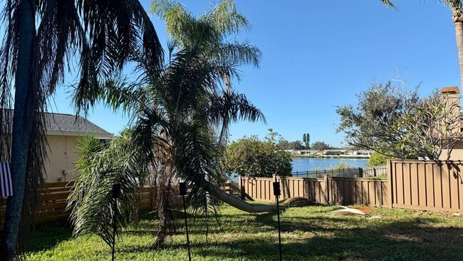 property at 5840 Tanglewood Dr NE