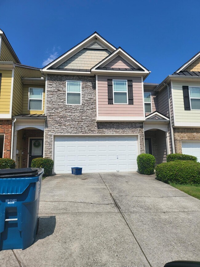 69 Providence Run Ct Rentals in Lawrenceville, GA