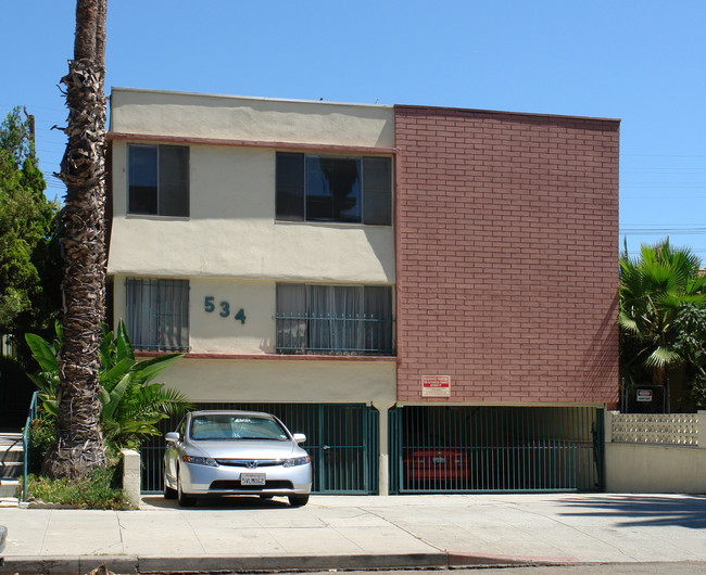 534 N Hayworth Ave in Los Angeles, CA - Building Photo - Building Photo