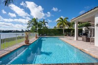 11710 Paradise Cove Ln in Wellington, FL - Building Photo - Building Photo