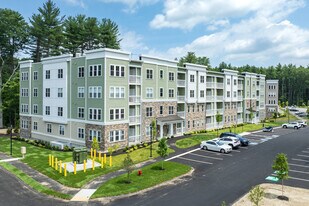 Winslow Point in North Grafton, MA - Building Photo