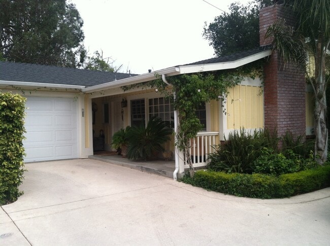 1337 Danielson Rd