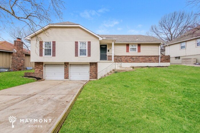 11912 Sycamore Ave in Grandview, MO - Building Photo