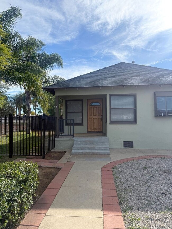 1026 5th St in Calimesa, CA - Building Photo - Building Photo