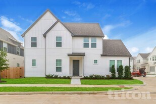 9835 Willow Creek Commerce Dr in Tomball, TX - Building Photo