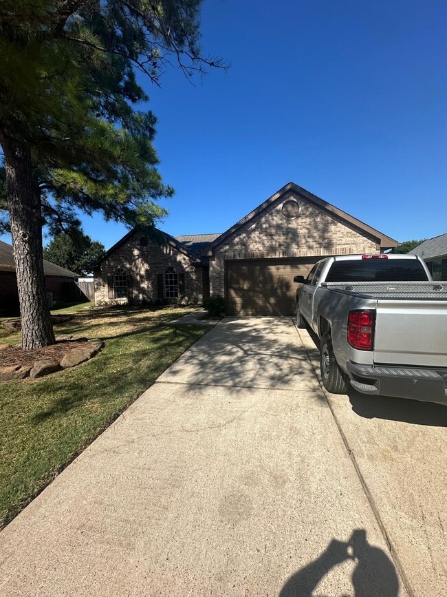 property at 4938 Glenpark Dr