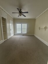 303 W Parrish Dr in Benson, NC - Building Photo - Building Photo