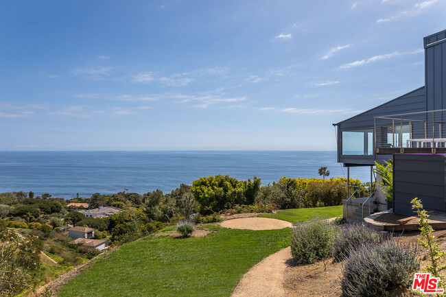 property at 32701 Vista De Los Ondas