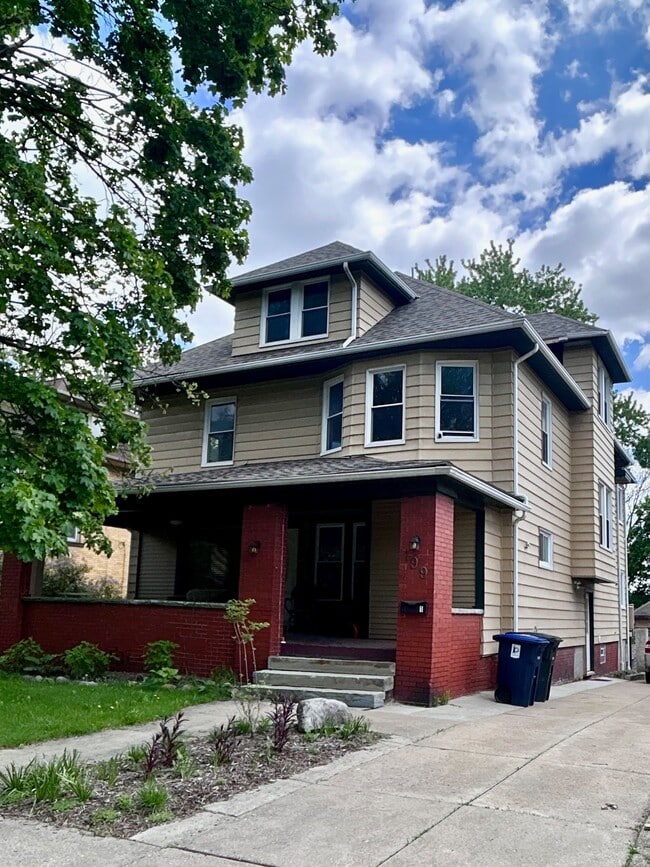 199 Beck Ave