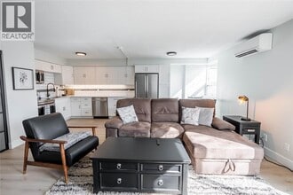 155 Front St N in Sarnia, ON - Building Photo - Building Photo