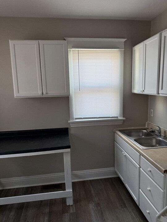 1247 Sherman St in Hammond, IN - Building Photo