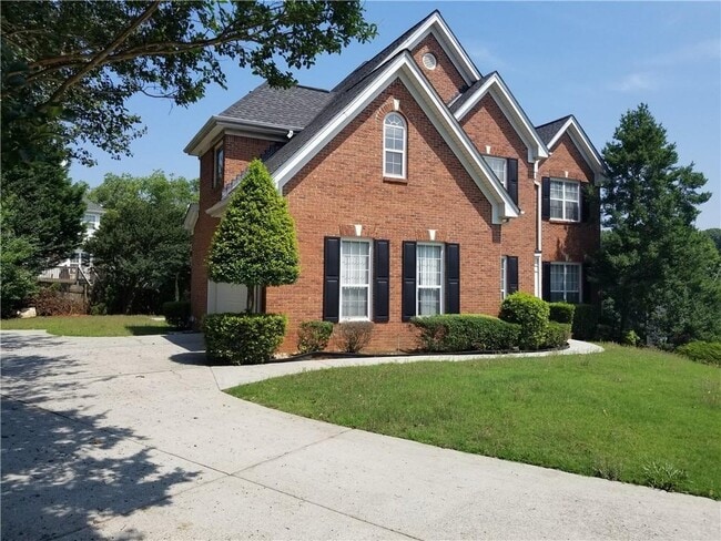 2828 Oglethorpe Run Square in Suwanee, GA - Building Photo - Building Photo