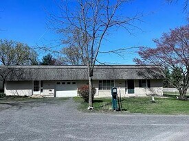 3709 Fairview St in Bethlehem, PA - Building Photo