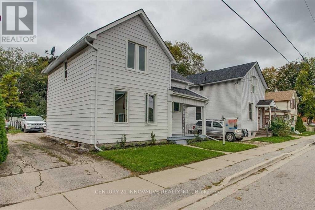 158 Celina St in Oshawa, ON - Building Photo