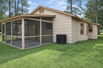 2 Wallace Rd in Beaufort, SC - Building Photo - Building Photo