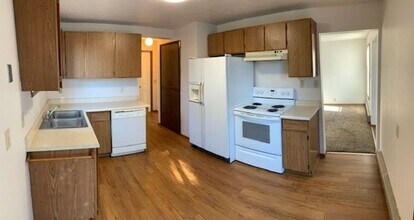 17319 E Trent Ave in Spokane Valley, WA - Building Photo - Building Photo